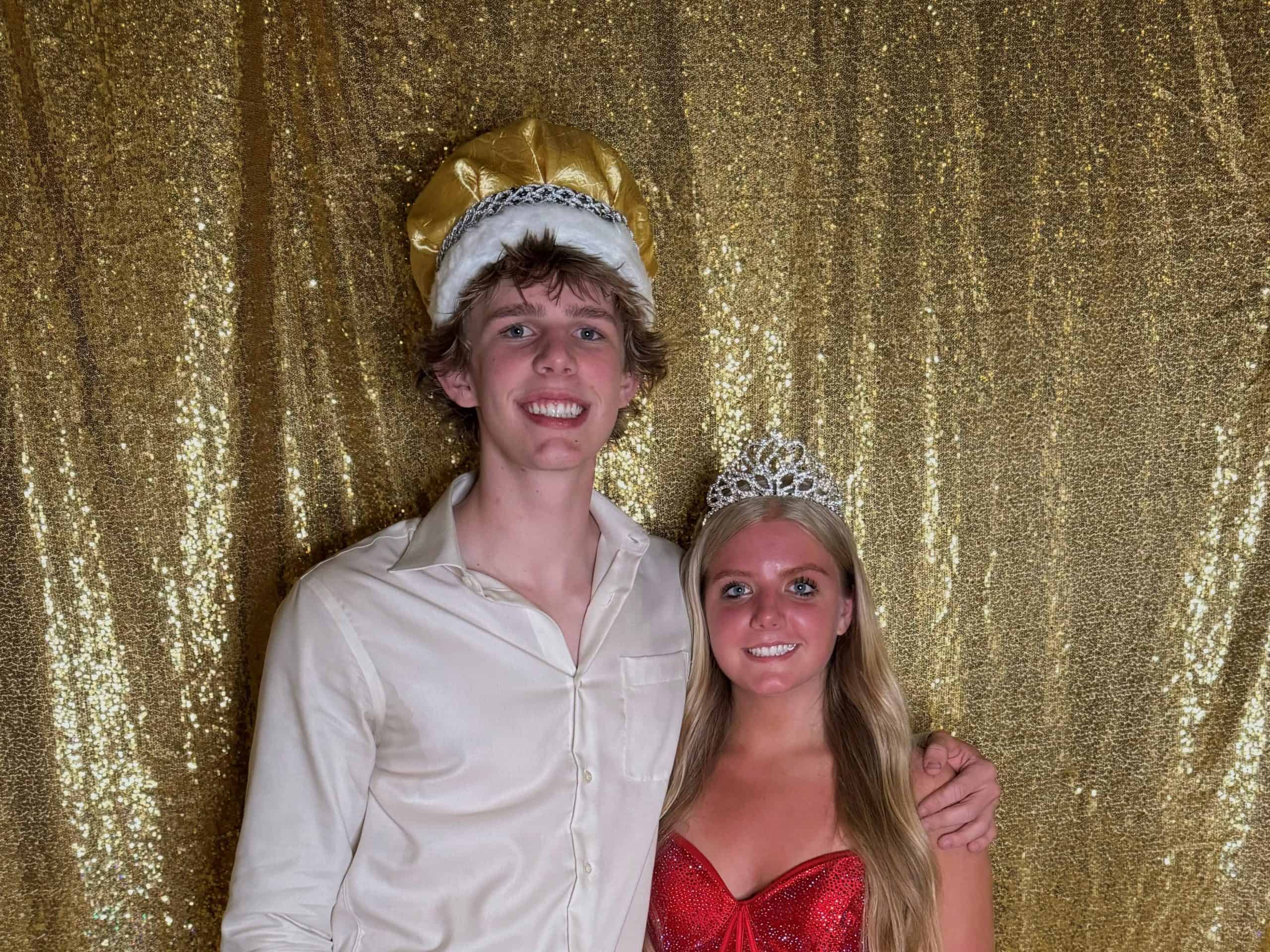 Prom King and Queen-news post